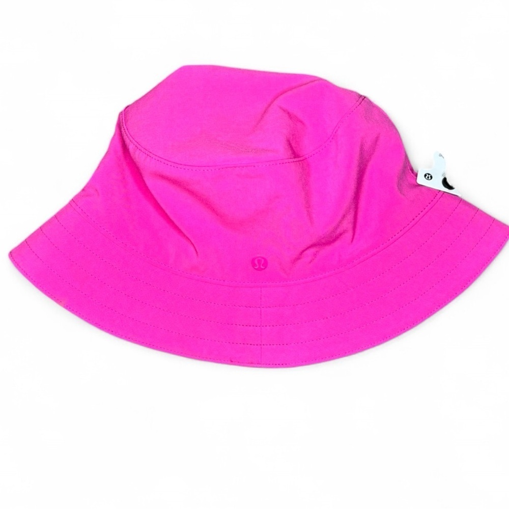 Lululemon Both Ways Reversible Bucket Hat Pink Multi M/L NWT